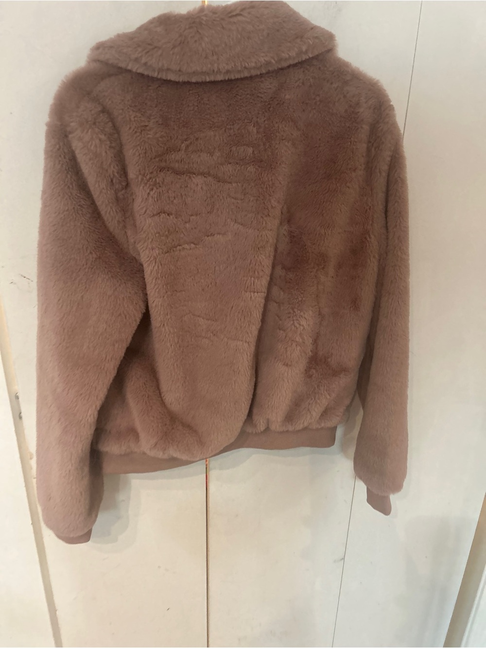 eesome Faux Fur Zip Jacket in Mauve Brown - Picture 8 of 11